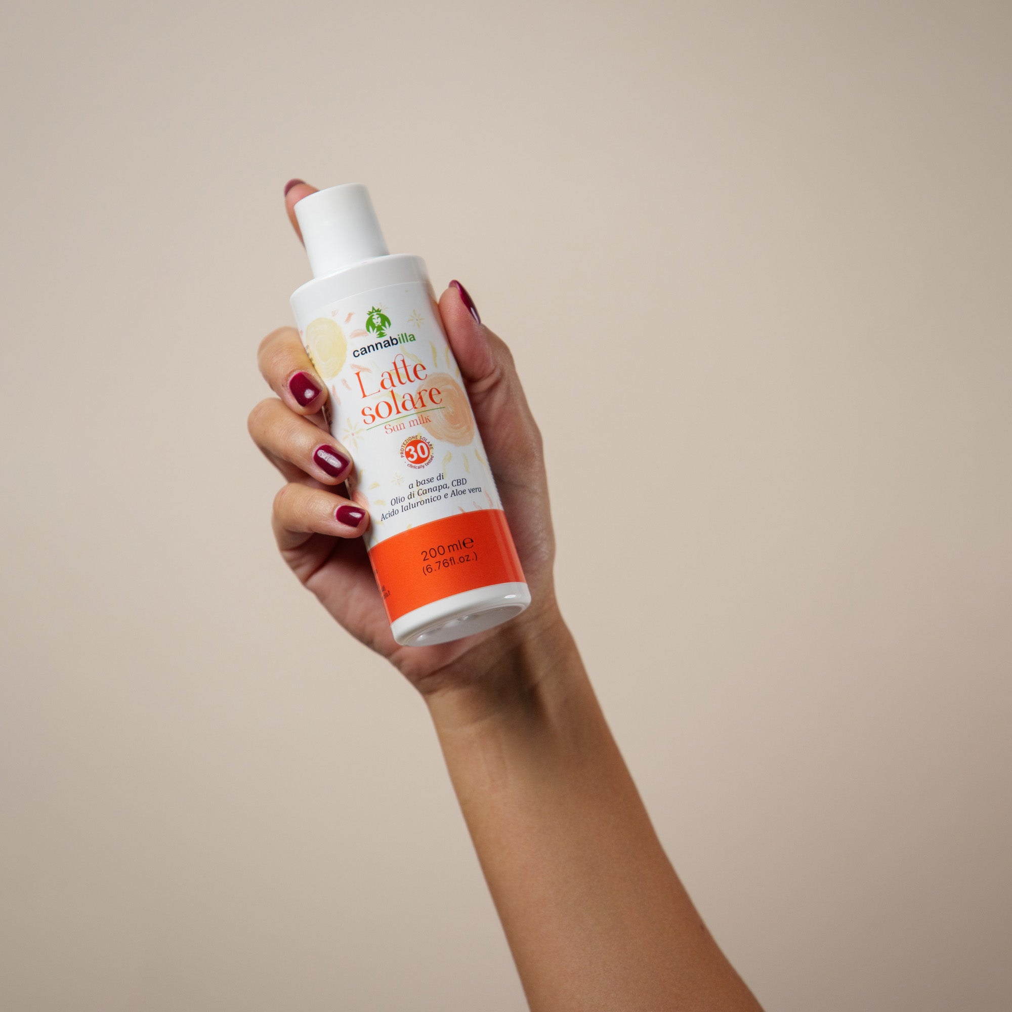 Latte Solare SPF 30 con Canapa e CBD